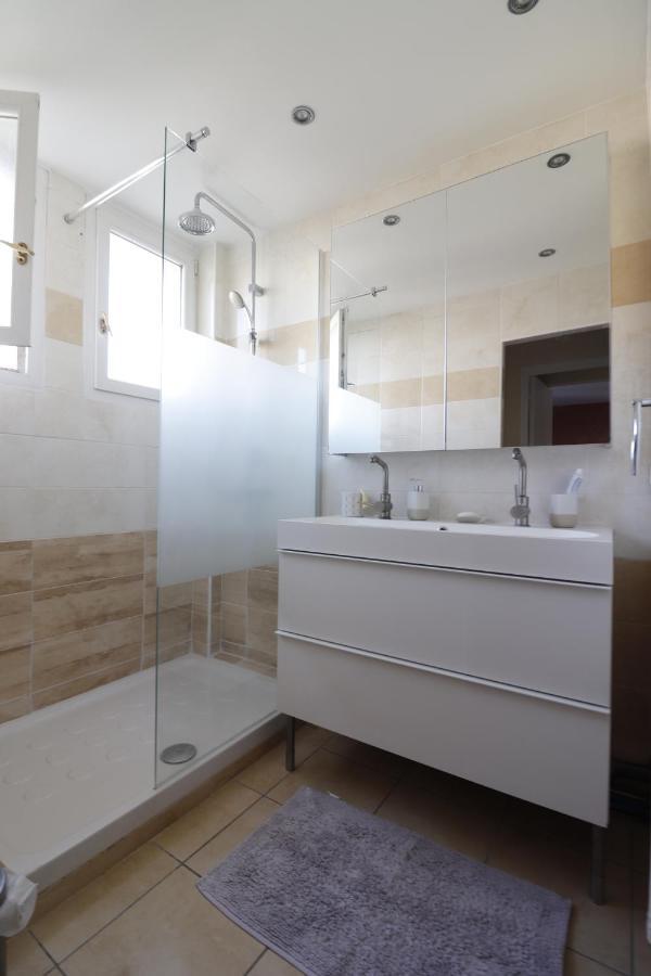 Appartement lumineux, Proche du centre ville, Parking Privé Montpellier Esterno foto